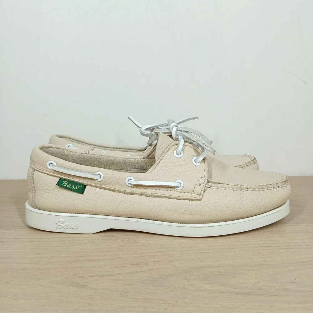 Bass Boaters Leather Boat Shoes Mens 7.5M Cream Leather Preppy Coastal Classic